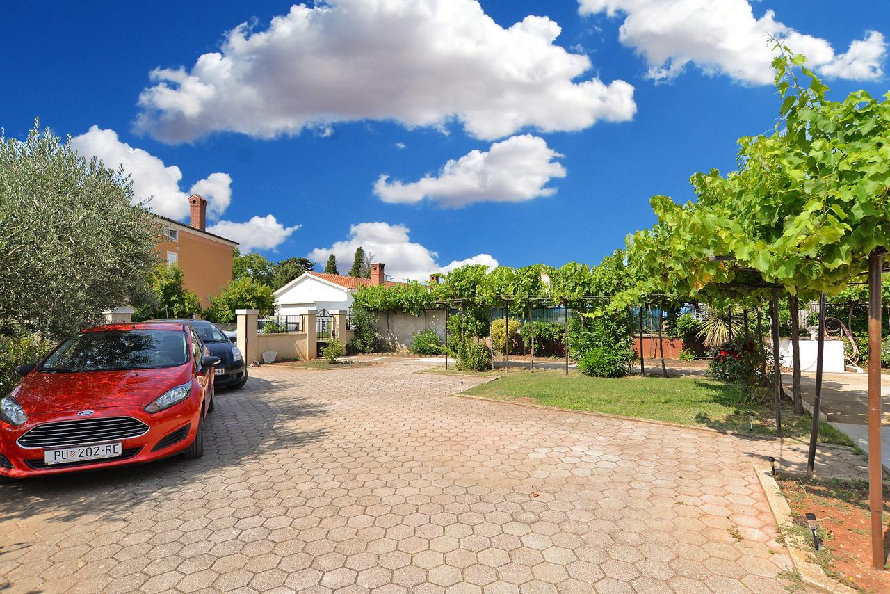 Apartments Gracijano 1724 Ližnjan Zewnętrze zdjęcie