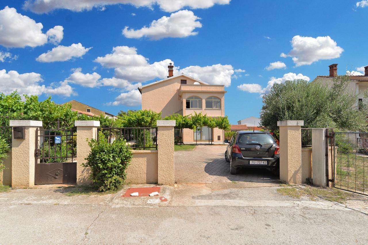 Apartments Gracijano 1724 Ližnjan Zewnętrze zdjęcie
