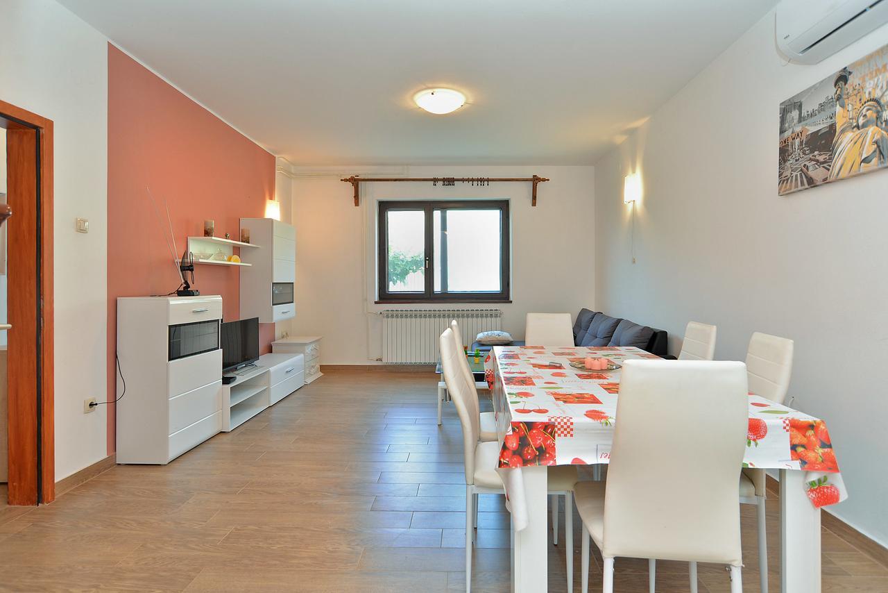 Apartments Gracijano 1724 Ližnjan Zewnętrze zdjęcie