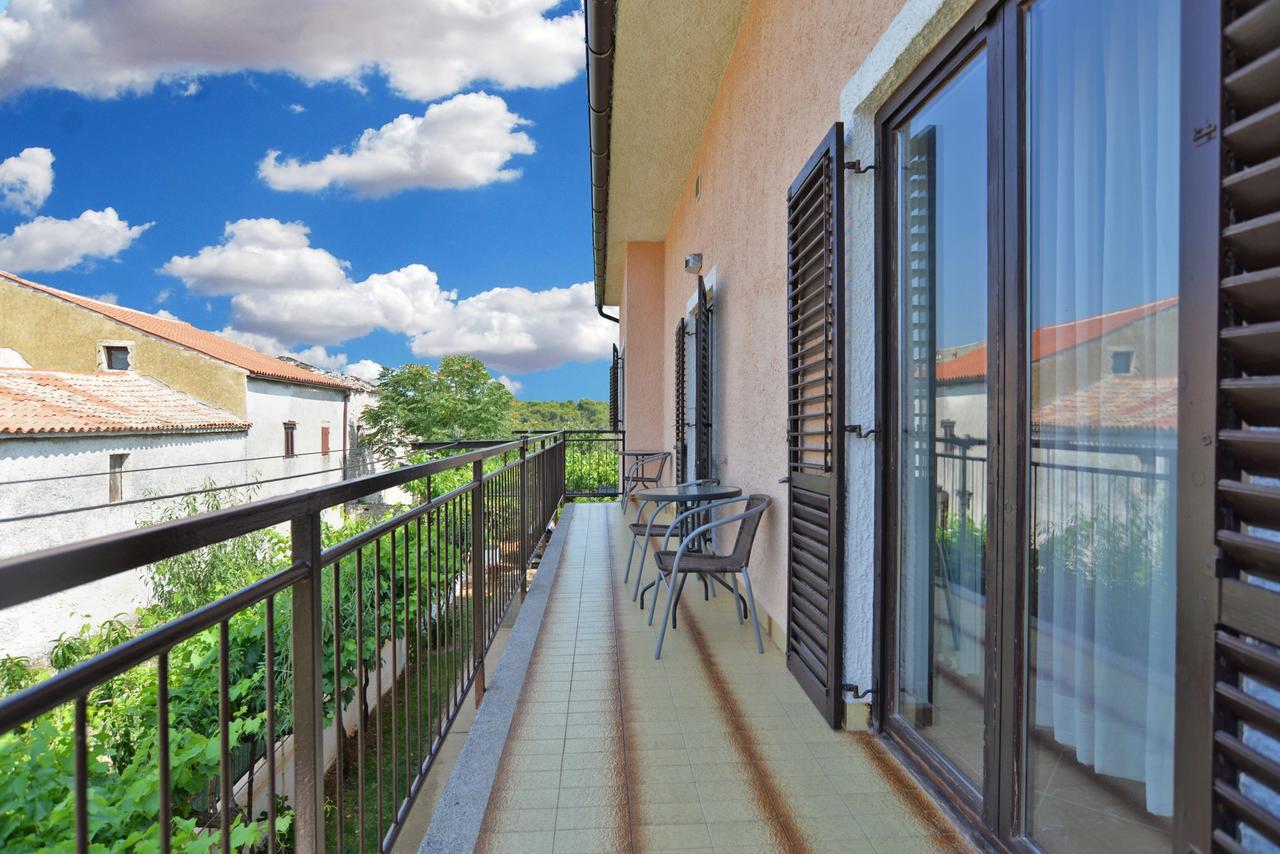 Apartments Gracijano 1724 Ližnjan Zewnętrze zdjęcie